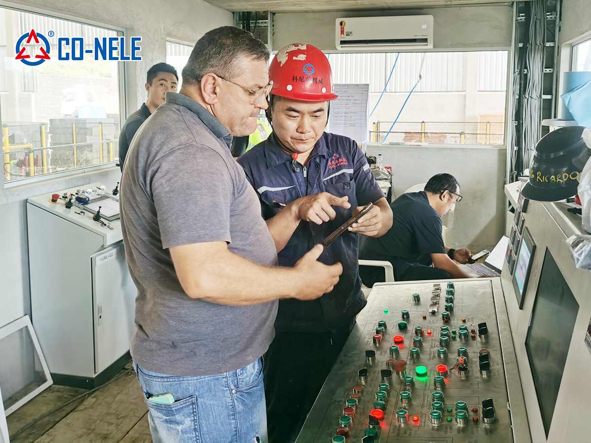 科尼樂混凝土砌塊生產(chǎn)線案例